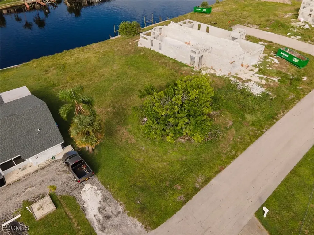 3806 SE 12th Avenue Cape Coral FL 33904