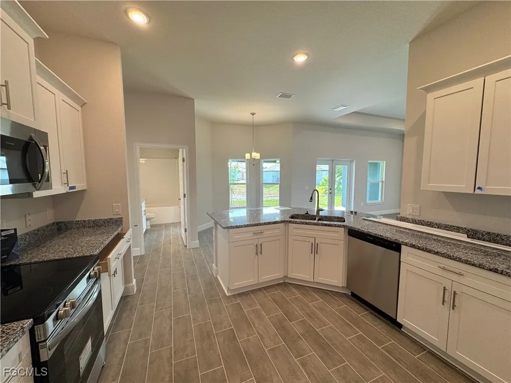 3304 NW 6th Terrace Cape Coral FL 33993