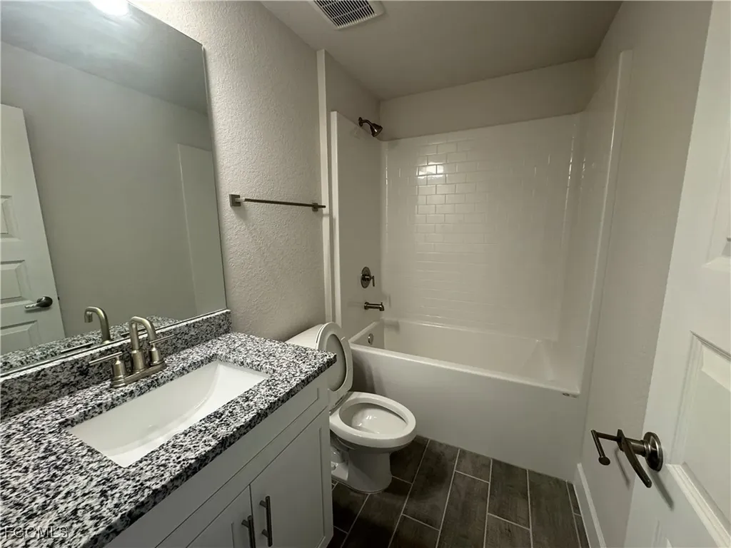 3304 NW 6th Terrace Cape Coral FL 33993