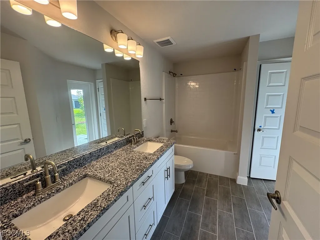 3304 NW 6th Terrace Cape Coral FL 33993