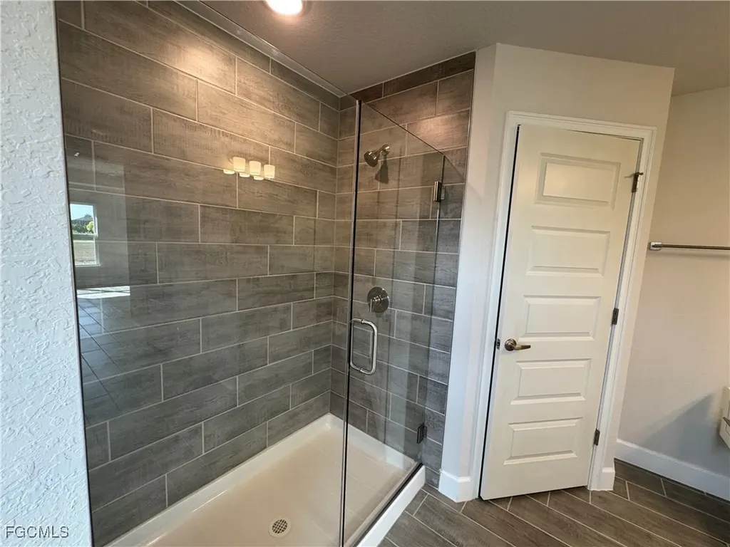 3304 NW 6th Terrace Cape Coral FL 33993