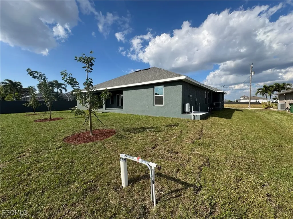 3304 NW 6th Terrace Cape Coral FL 33993