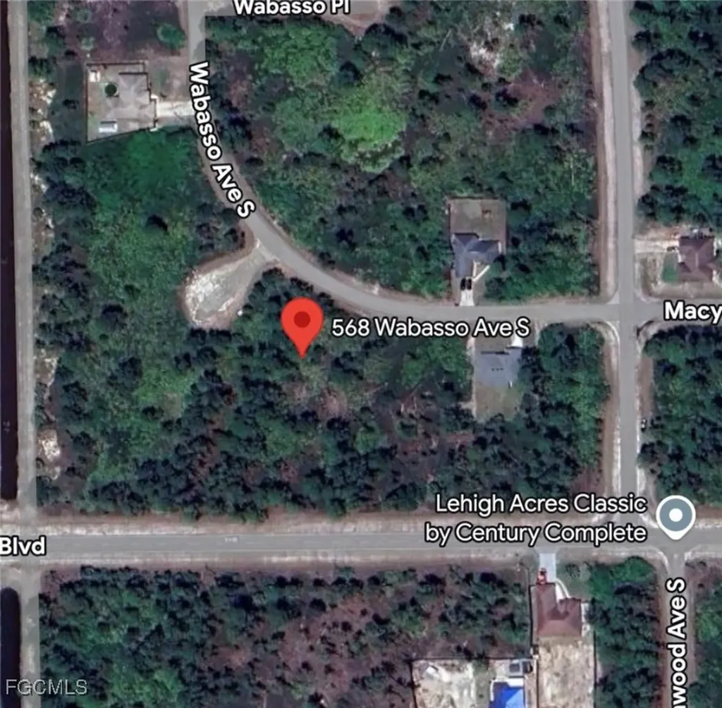 568 Wabasso Avenue S Lehigh Acres FL 33974