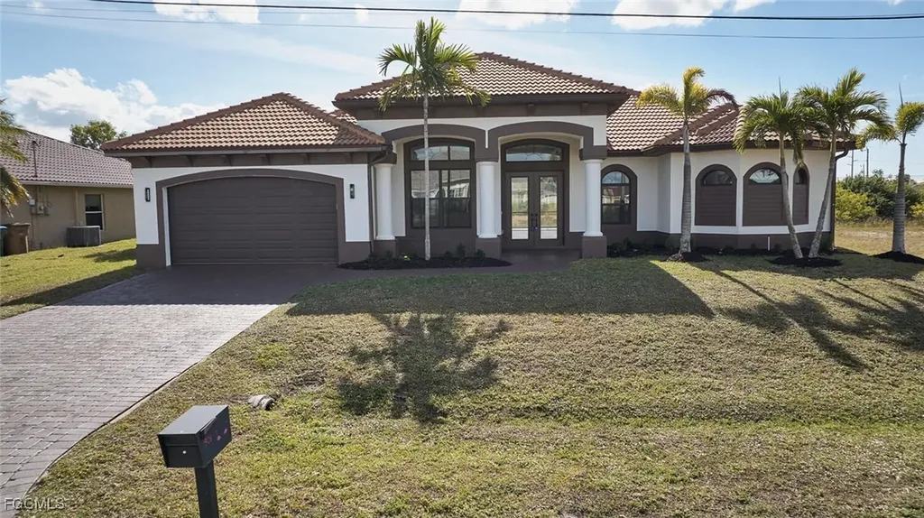 1906 SW 30th Terrace Cape Coral FL 33914