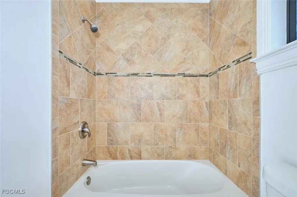 1906 SW 30th Terrace Cape Coral FL 33914