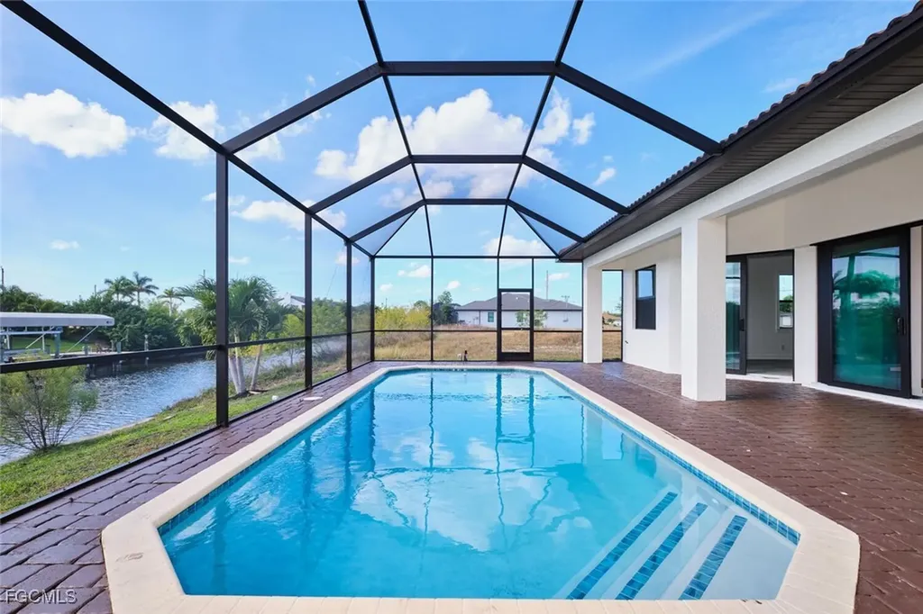 1906 SW 30th Terrace Cape Coral FL 33914