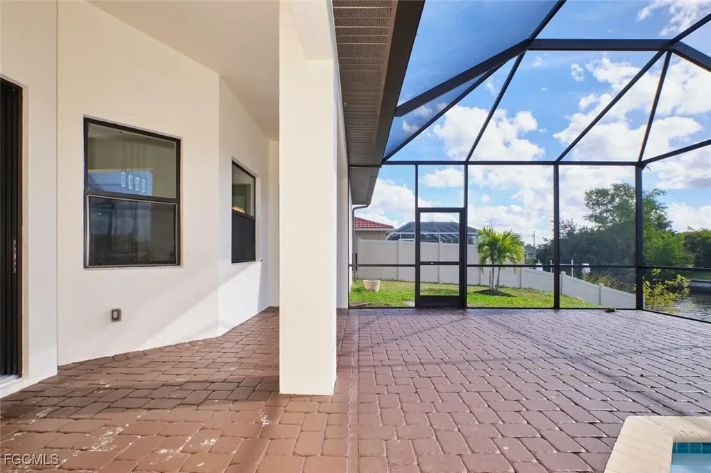 1906 SW 30th Terrace Cape Coral FL 33914