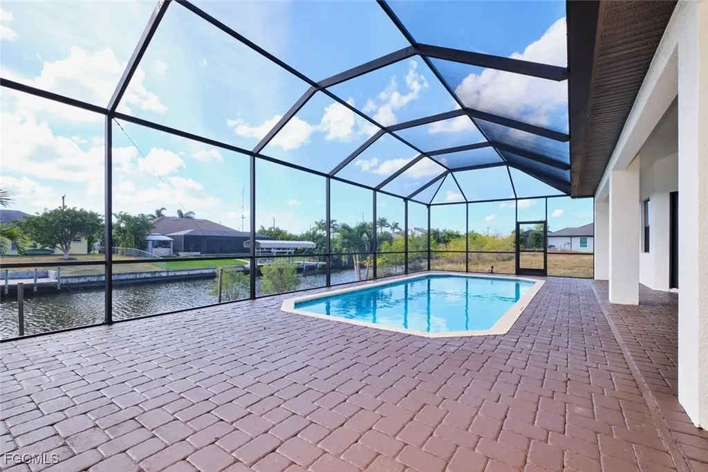 1906 SW 30th Terrace Cape Coral FL 33914