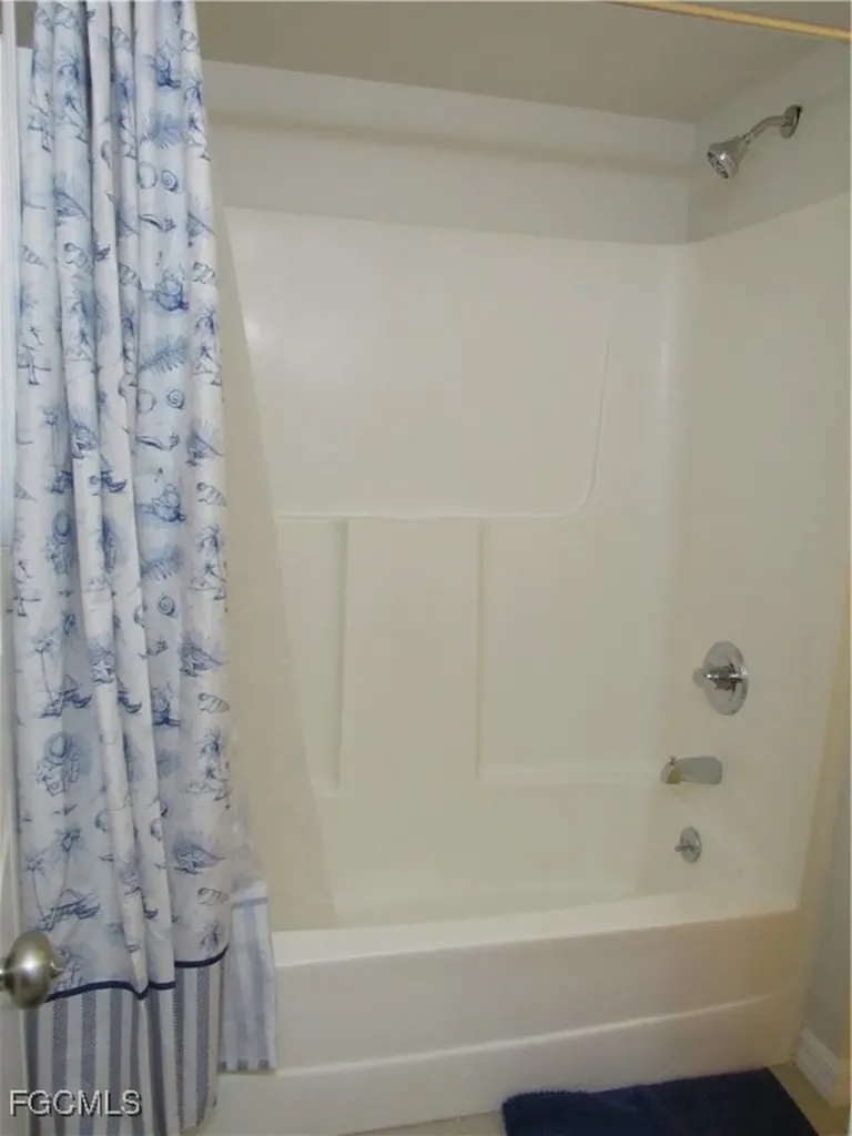 17226/17228 Whitewater Court Fort Myers Beach FL 33931