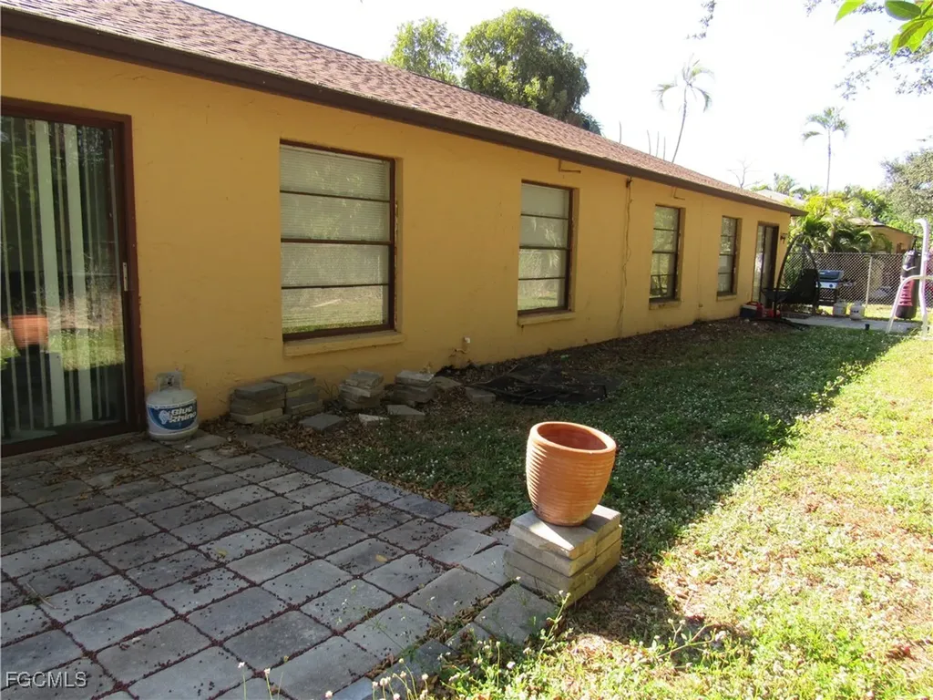 17226/17228 Whitewater Court Fort Myers Beach FL 33931