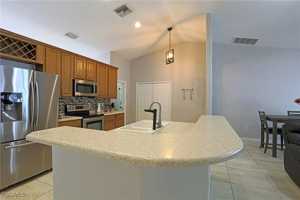 2452 Nature Pointe Loop Fort Myers FL 33905