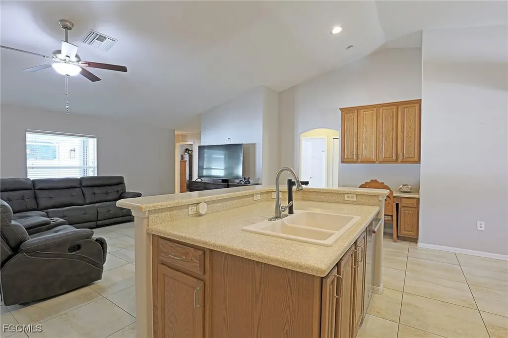 2452 Nature Pointe Loop Fort Myers FL 33905
