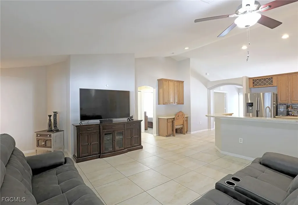 2452 Nature Pointe Loop Fort Myers FL 33905
