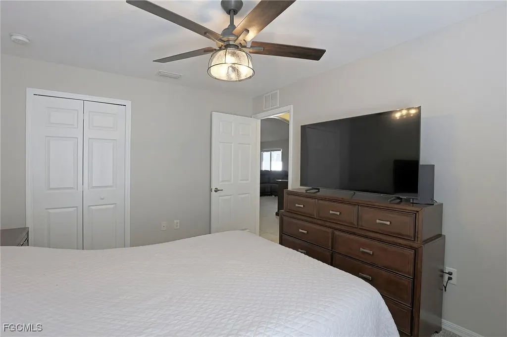 2452 Nature Pointe Loop Fort Myers FL 33905