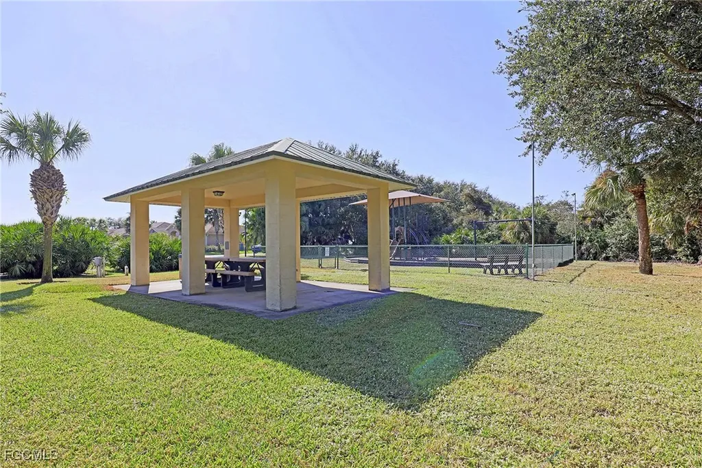 2452 Nature Pointe Loop Fort Myers FL 33905
