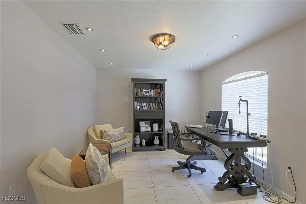 2452 Nature Pointe Loop Fort Myers FL 33905