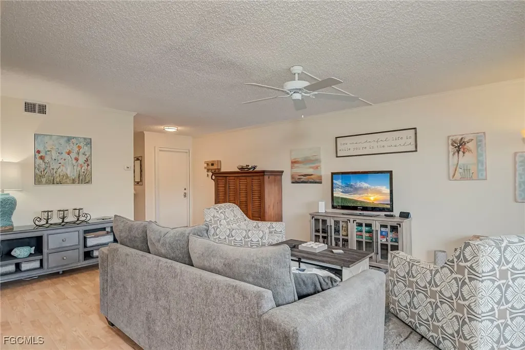 5441 Peppertree Drive Fort Myers FL 33908