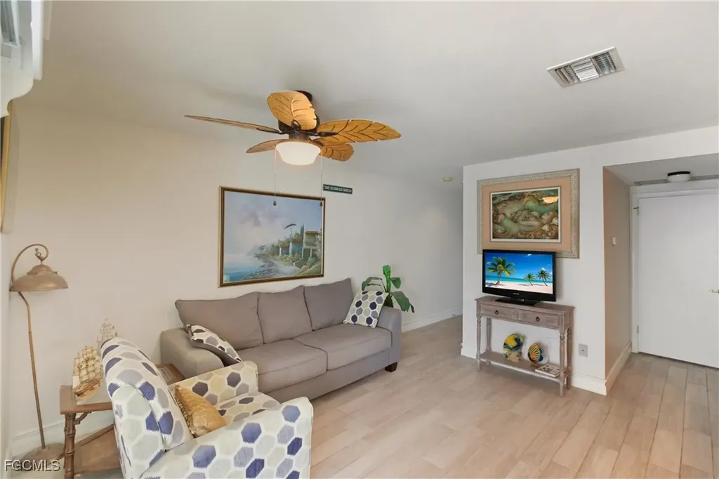 5725 Genesee Parkway Bokeelia FL 33922