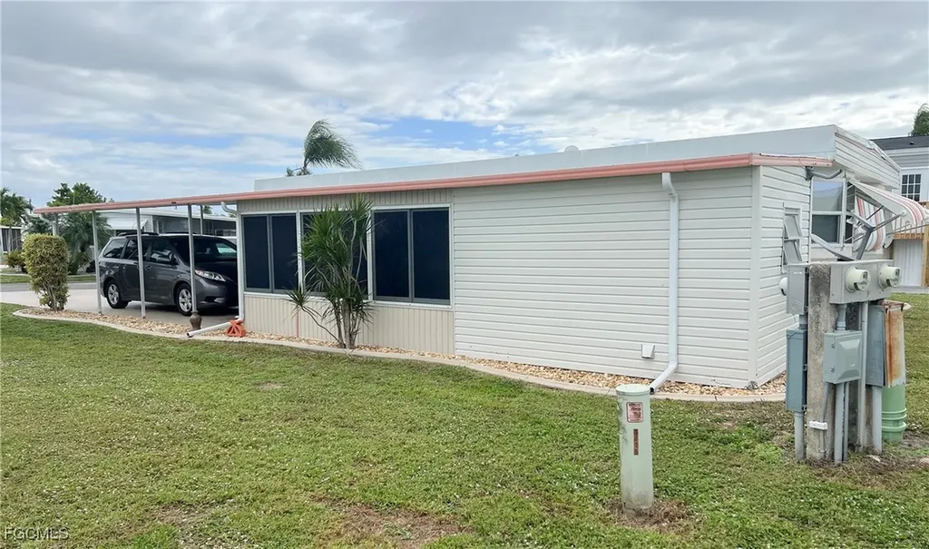 301 Dillard Avenue Fort Myers FL 33908