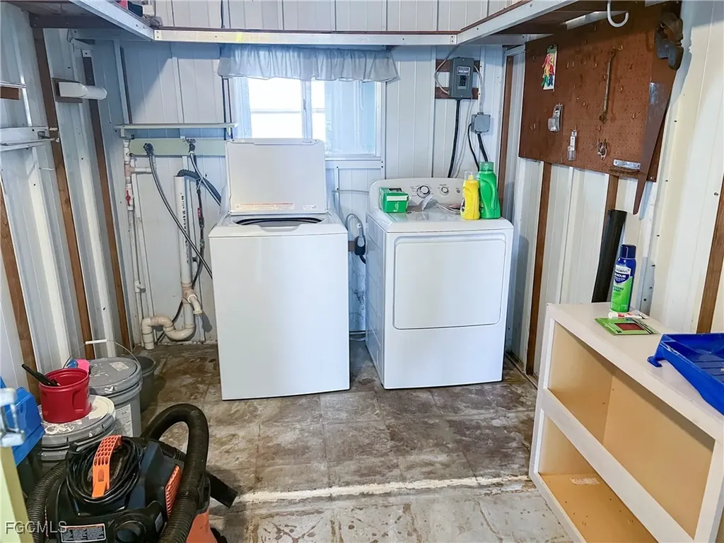 301 Dillard Avenue Fort Myers FL 33908