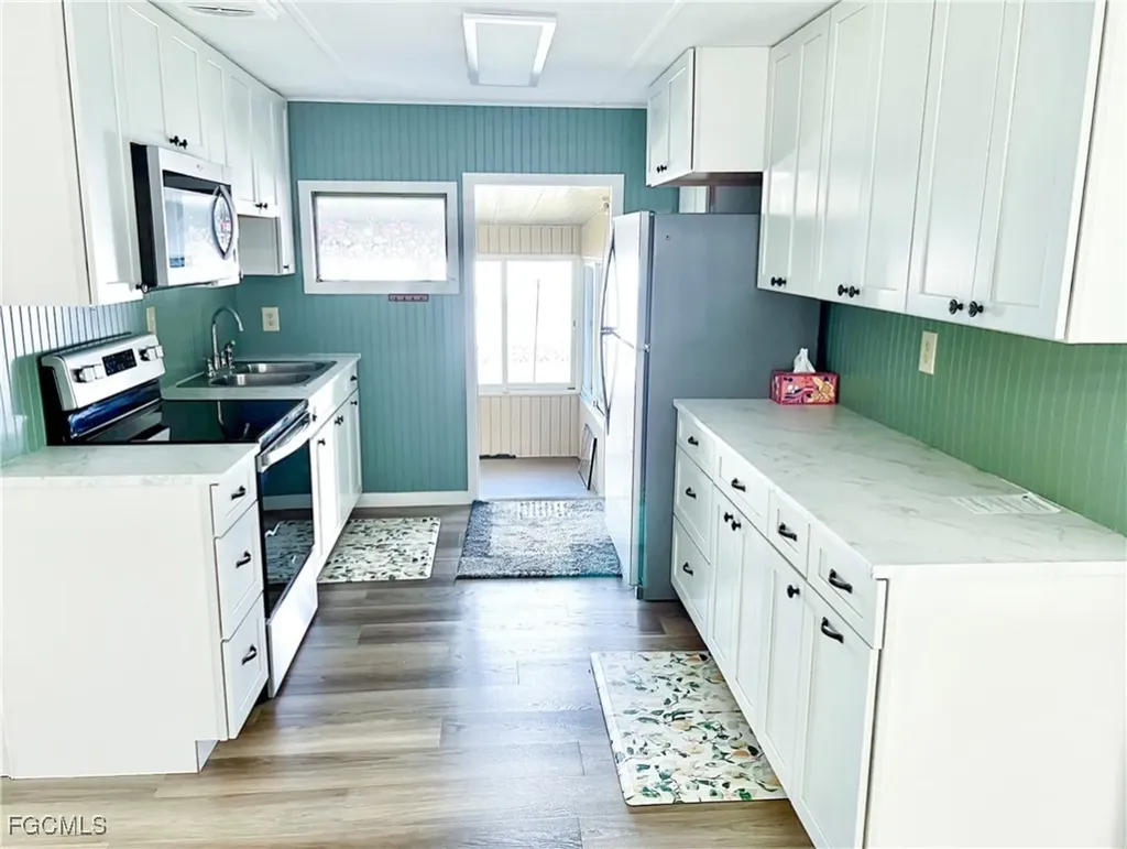 301 Dillard Avenue Fort Myers FL 33908