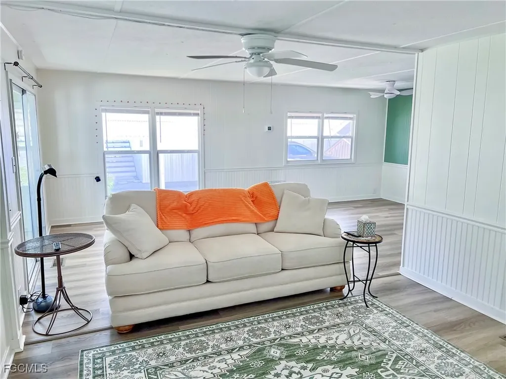 301 Dillard Avenue Fort Myers FL 33908