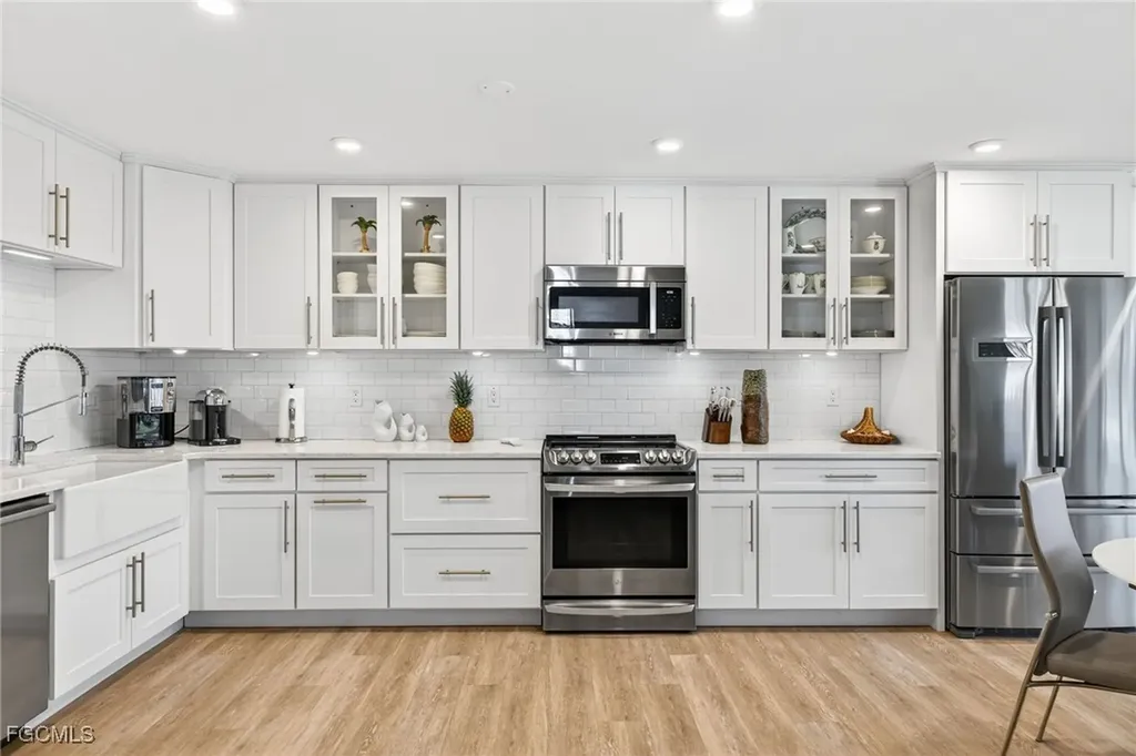 1341 Middle Gulf Drive Sanibel FL 33957