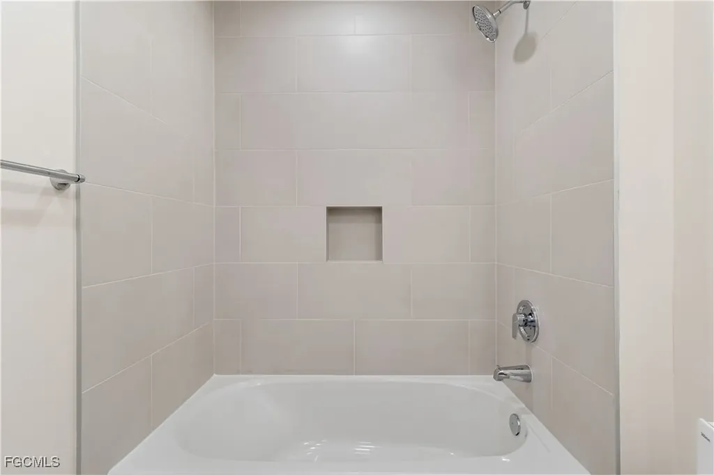 26600 Rosewood Pointe Drive Bonita Springs FL 34135