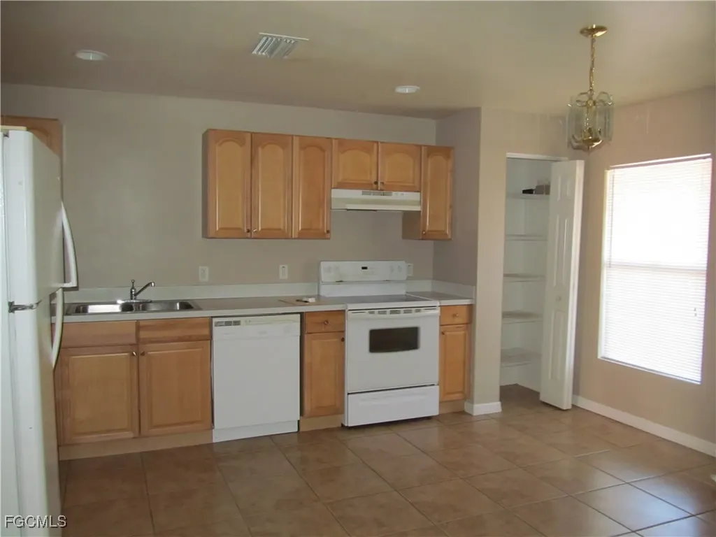 662 Alabama Road S Lehigh Acres FL 33974
