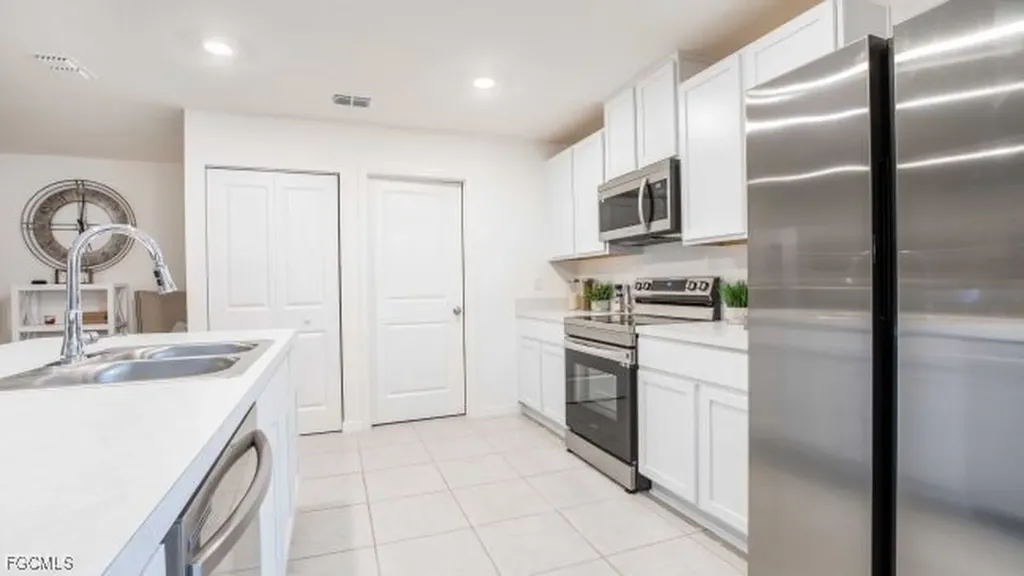 2713 19th Street W Lehigh Acres FL 33971