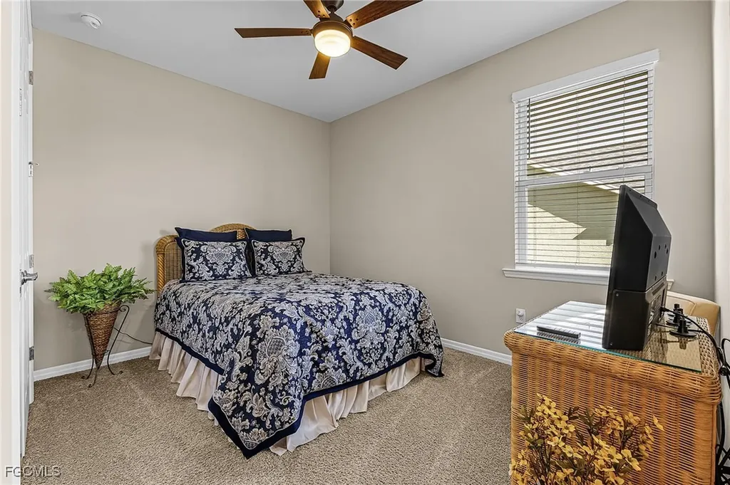 2509 SW 52nd Lane Cape Coral FL 33914