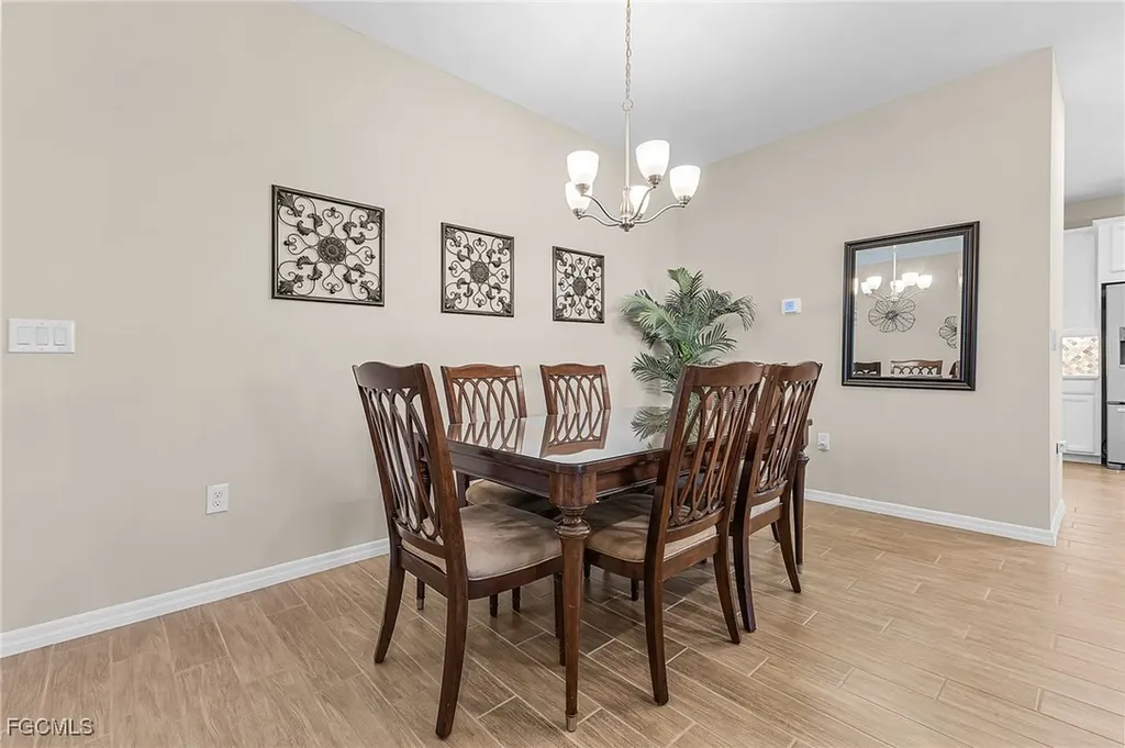 2509 SW 52nd Lane Cape Coral FL 33914