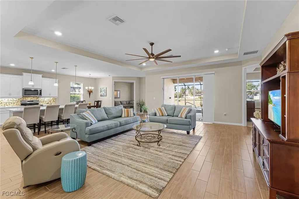 2509 SW 52nd Lane Cape Coral FL 33914