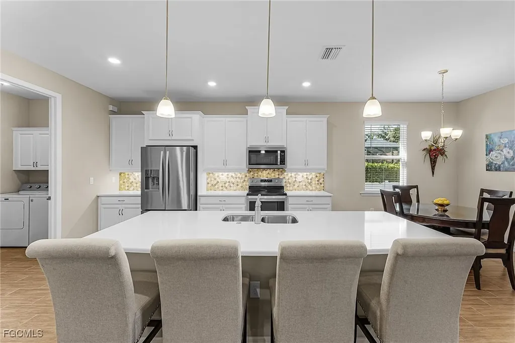2509 SW 52nd Lane Cape Coral FL 33914