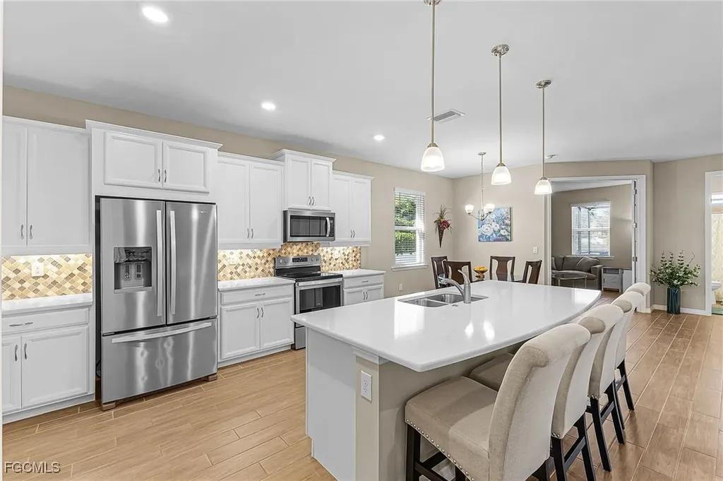 2509 SW 52nd Lane Cape Coral FL 33914