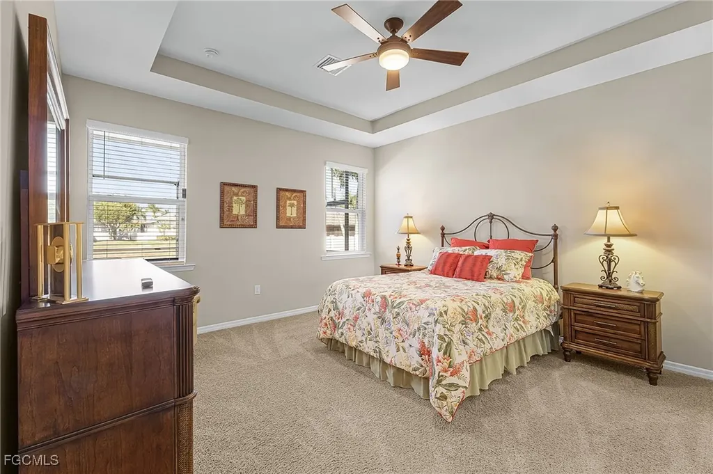 2509 SW 52nd Lane Cape Coral FL 33914