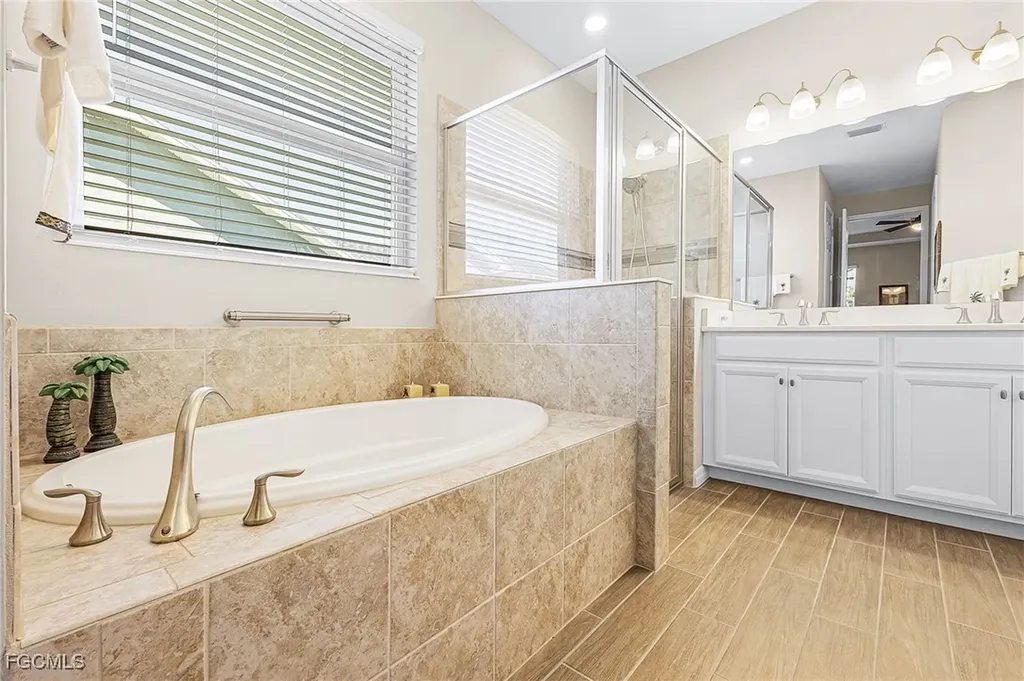 2509 SW 52nd Lane Cape Coral FL 33914