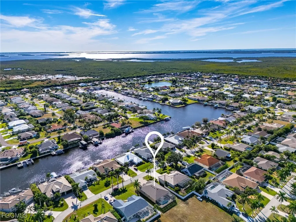 2509 SW 52nd Lane Cape Coral FL 33914