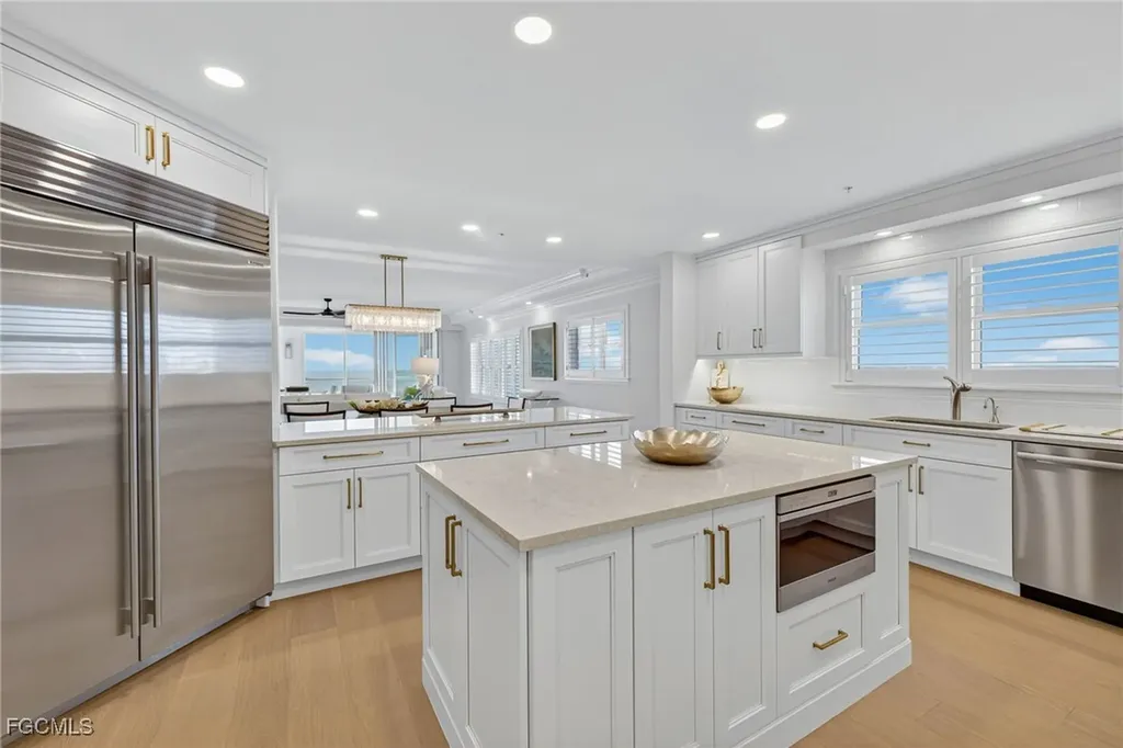 2549 W Gulf Drive Sanibel FL 33957