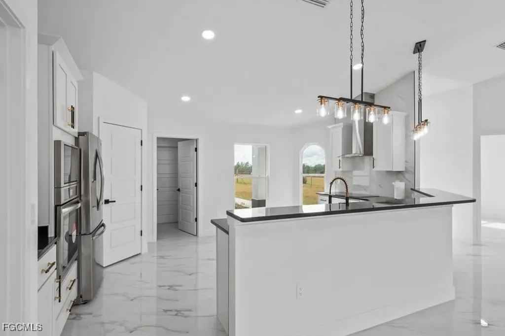 14461 SE 80th Street Morriston FL 32668