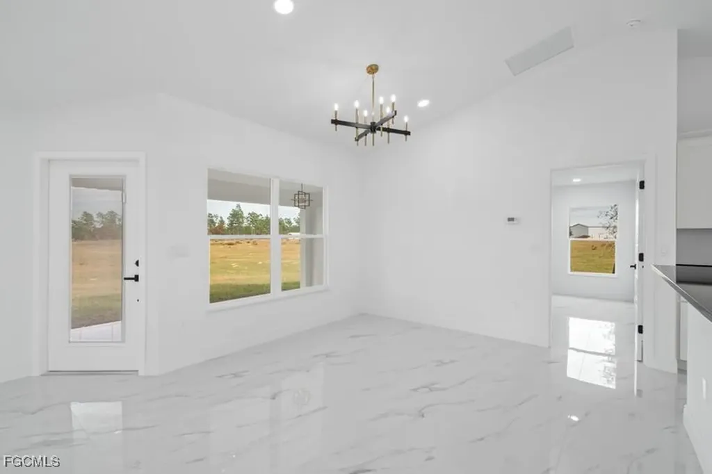 14461 SE 80th Street Morriston FL 32668