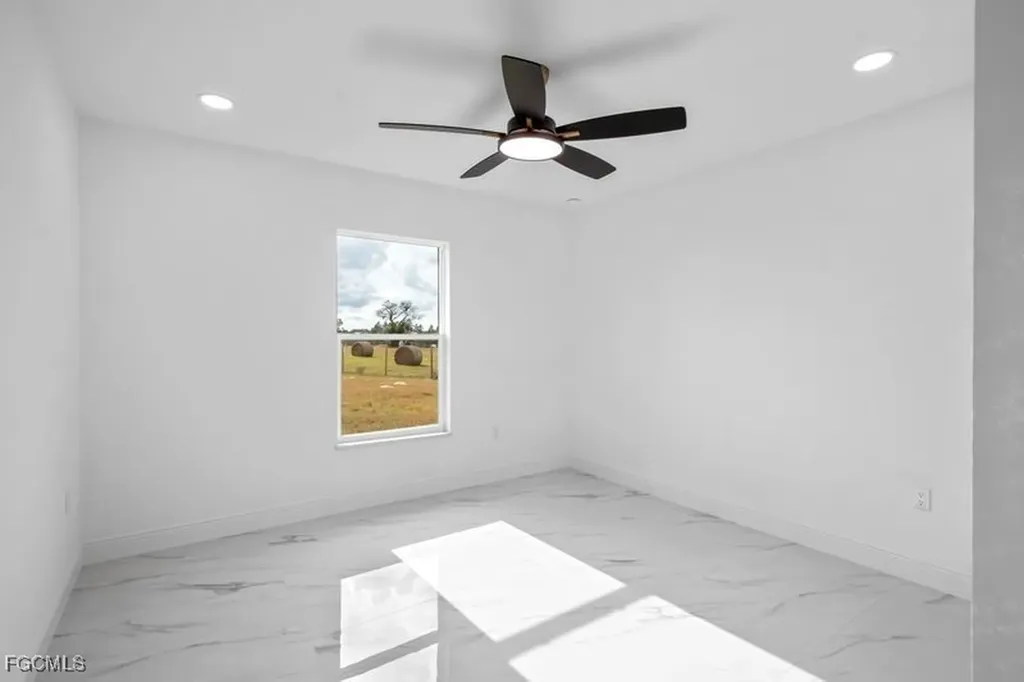 14461 SE 80th Street Morriston FL 32668