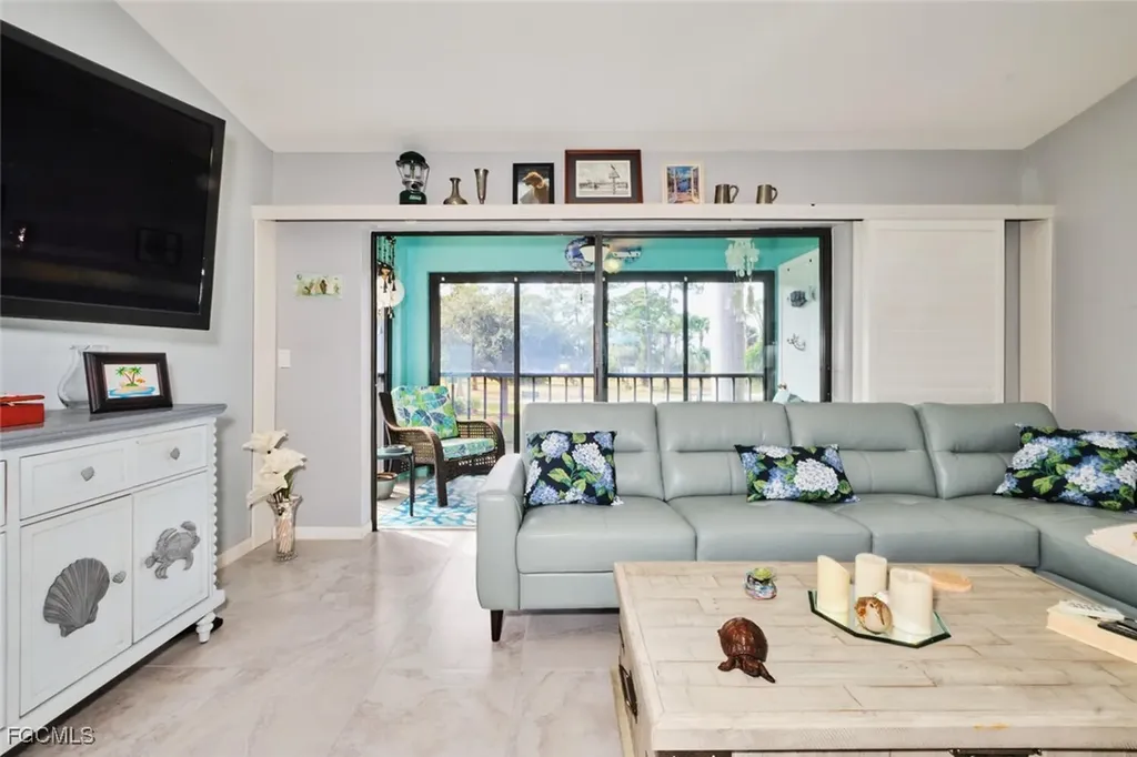 15370 Transit Court North Fort Myers FL 33917