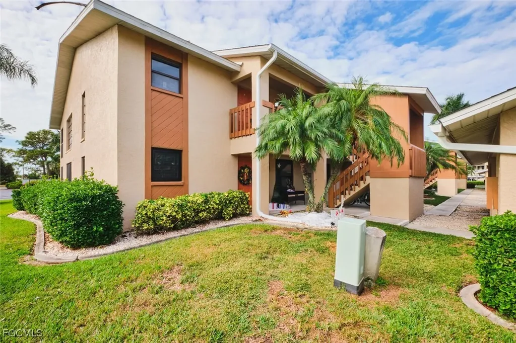 15370 Transit Court North Fort Myers FL 33917