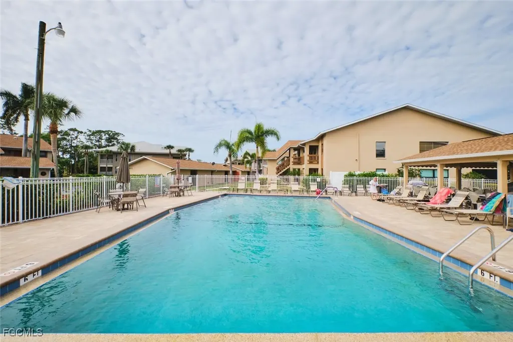 15370 Transit Court North Fort Myers FL 33917