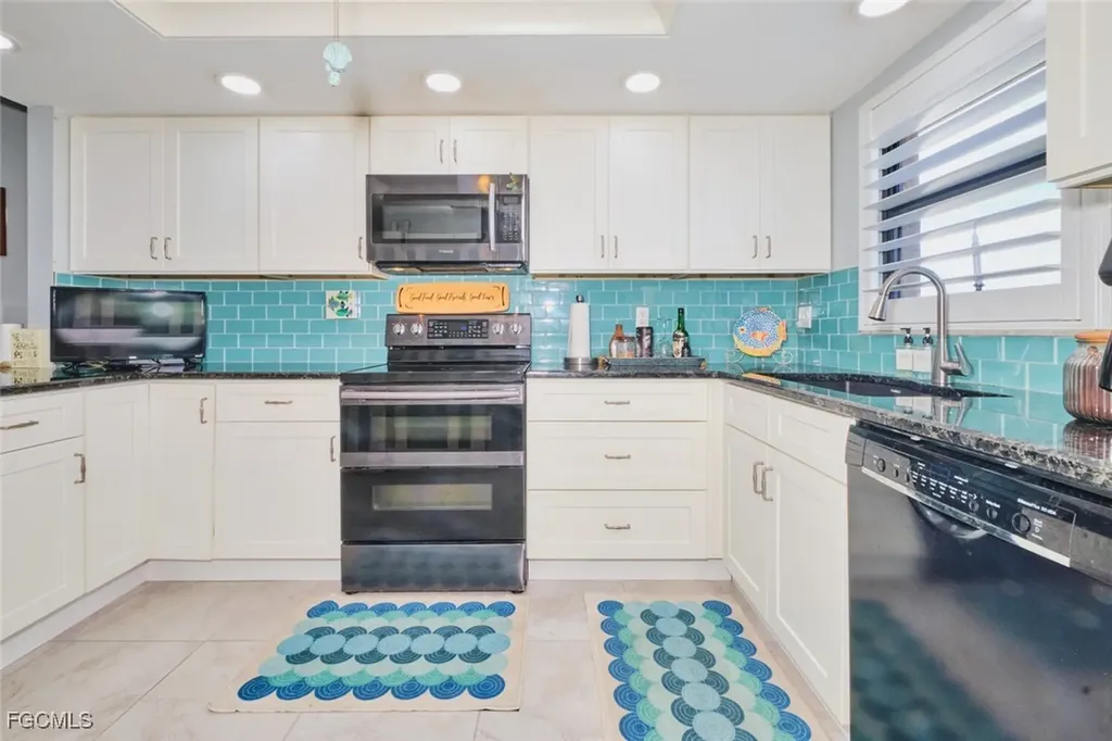 15370 Transit Court North Fort Myers FL 33917