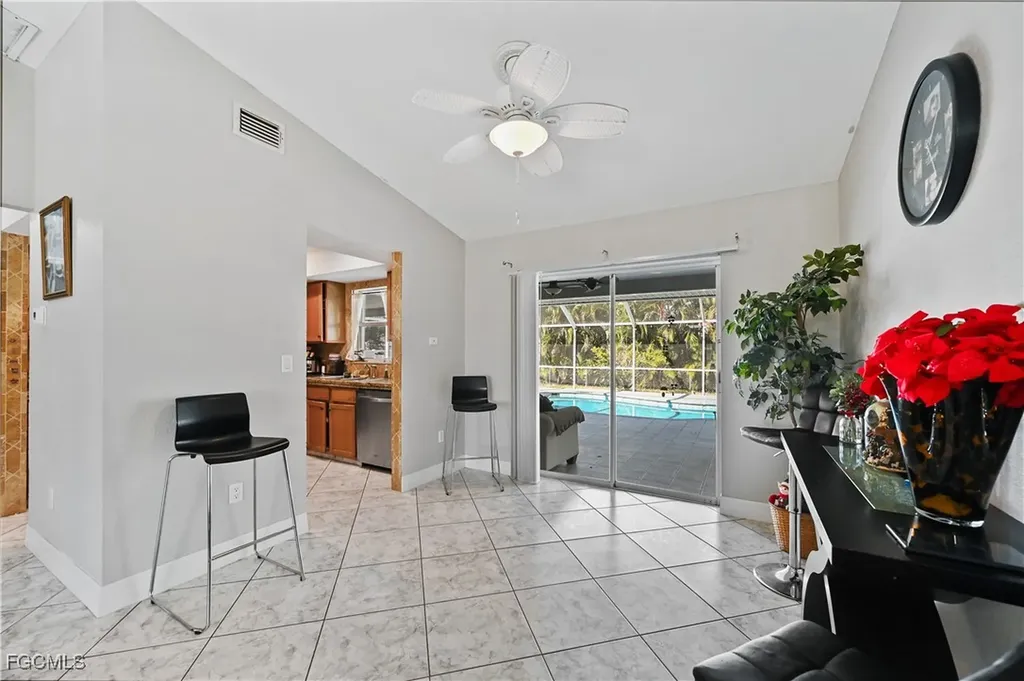 1721 SE 21st Terrace Cape Coral FL 33990