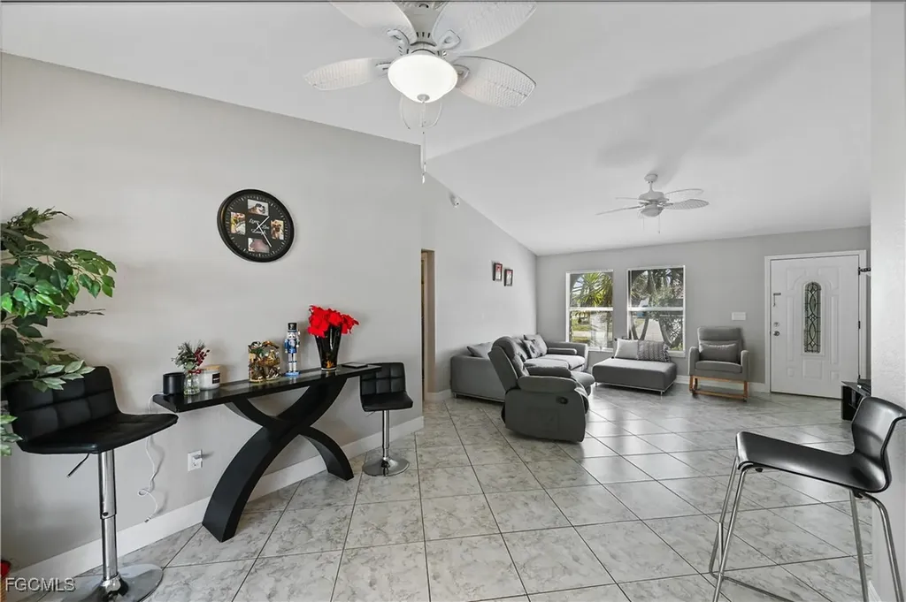 1721 SE 21st Terrace Cape Coral FL 33990