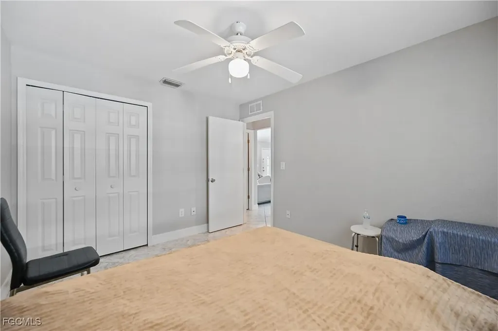 1721 SE 21st Terrace Cape Coral FL 33990