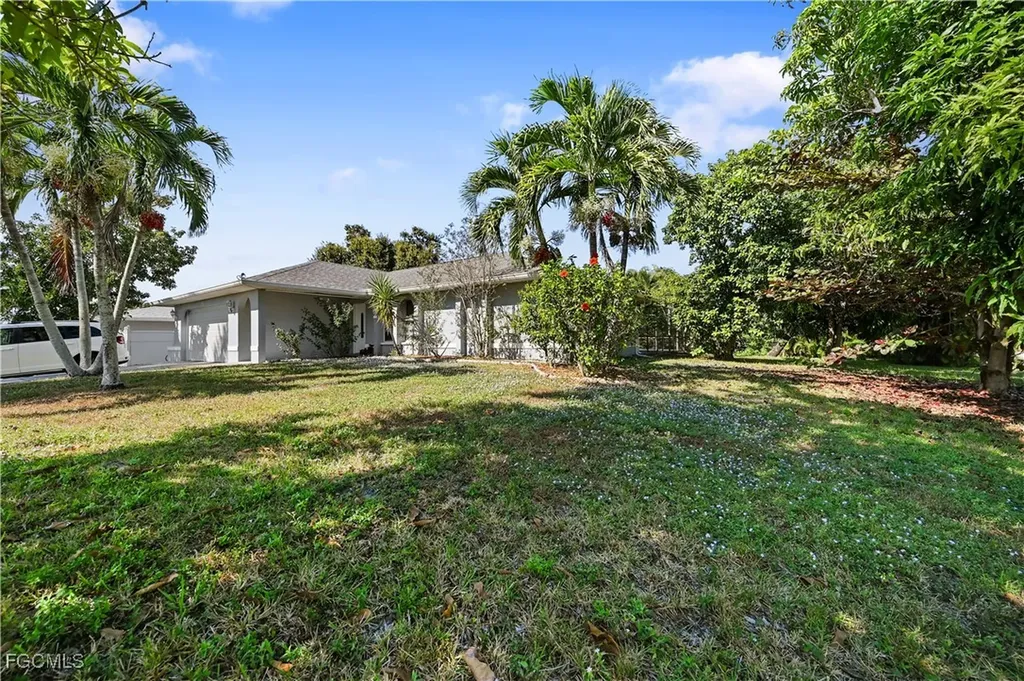 1721 SE 21st Terrace Cape Coral FL 33990
